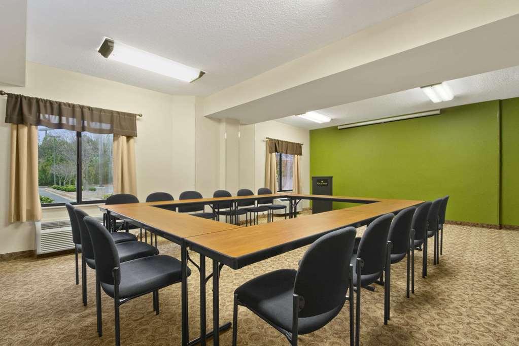 Comfort Inn Marietta-Atlanta Near Ballpark-Galleria Exteriér fotografie